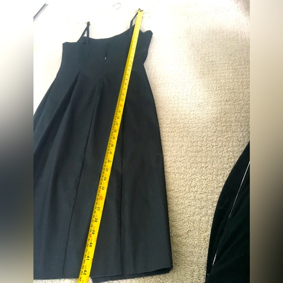 Elegant Black Long Evening Dress with Slit - Perfect for Weddings! - Picture 5 of 15